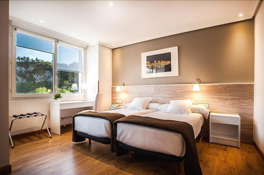 Hotel Don Pepe Ria Ribadesella Buitenkant foto